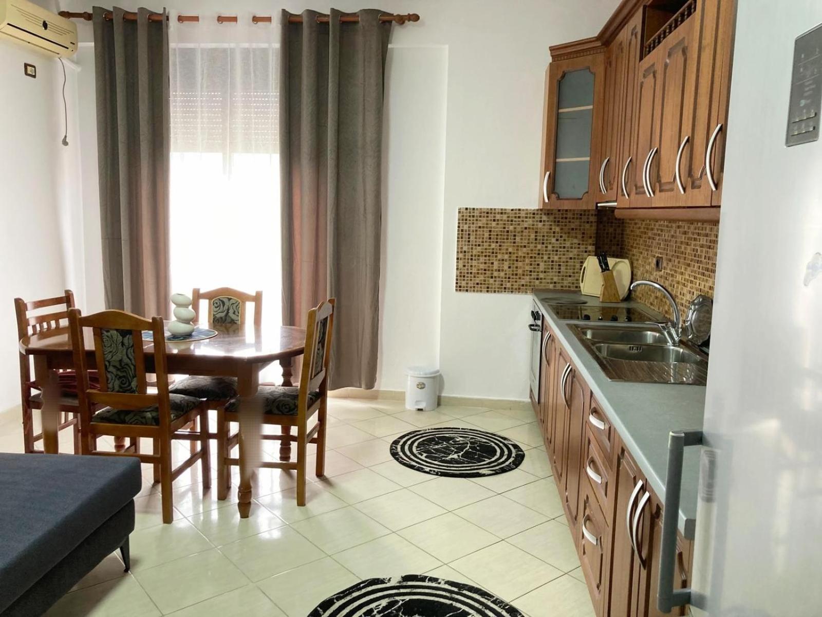 Greisi Apartment
